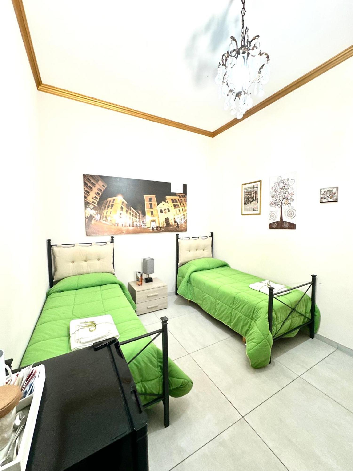 Bed and Breakfast Tuttoincentro Salerno Exteriér fotografie